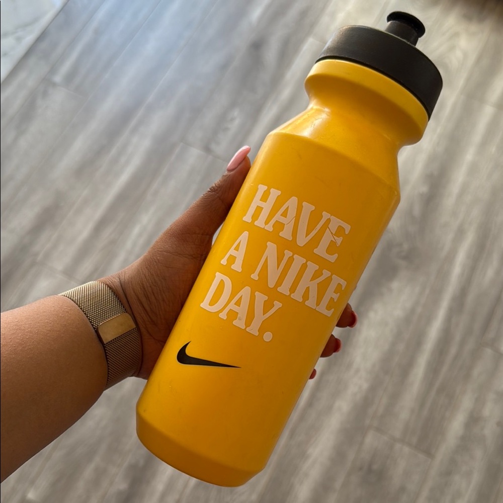 Nike Yellow and Black Dining Thermos